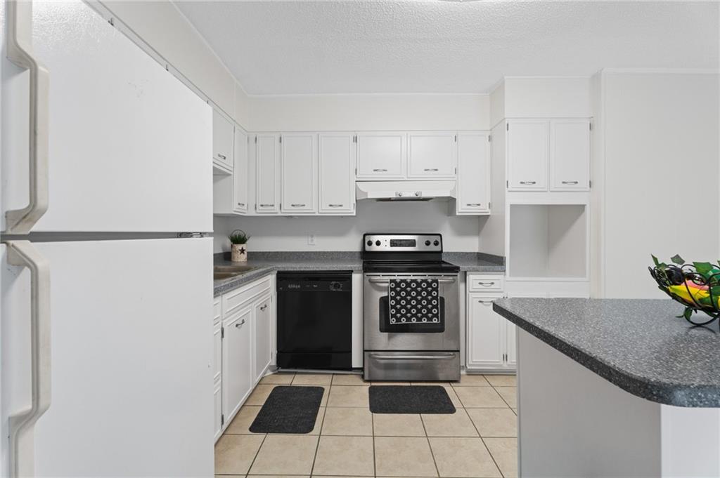 4306 Bouldercrest Road Ellenwood, GA 30294 - Photo 20 of 61 Gallery Image 20