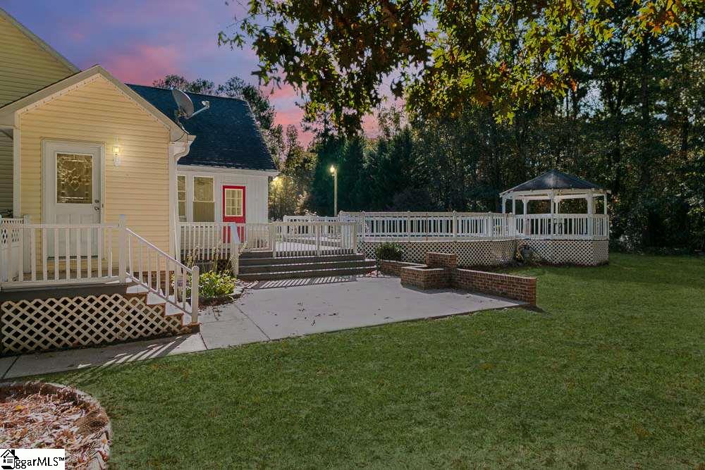 209 State Rd S-30-874 Clinton, SC 29325 - Photo 3 of 21 Gallery Image 3