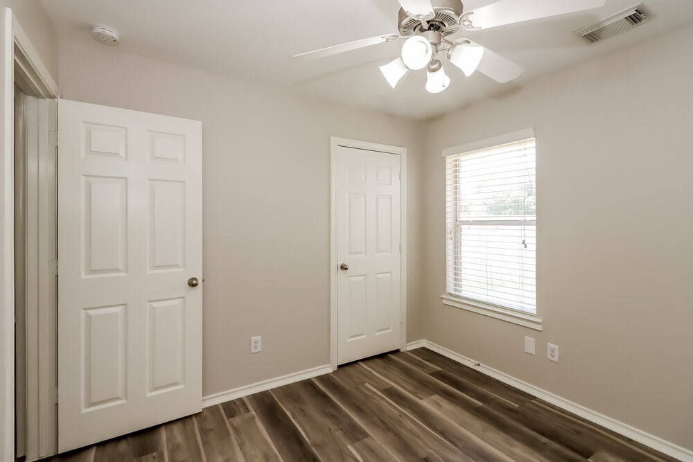 21947 Gosling Cedar Place Spring, TX 77388 - Photo 6 of 16