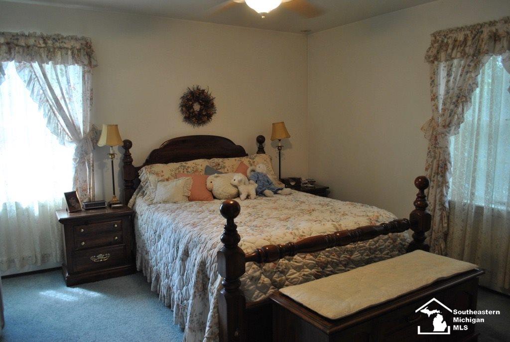 2192 East Hurd Road Monroe, MI 48162 - Photo 25 of 59 31360688-24.JPG