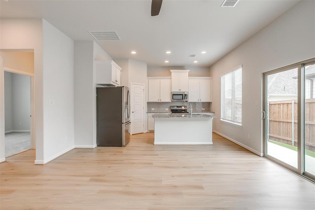 6138 Lavanda Avenue Fort Worth, TX 76126 - Photo 16 of 39