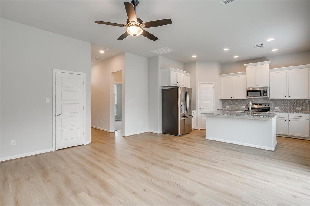 6138 Lavanda Avenue Fort Worth, TX 76126 - Photo 18 of 39