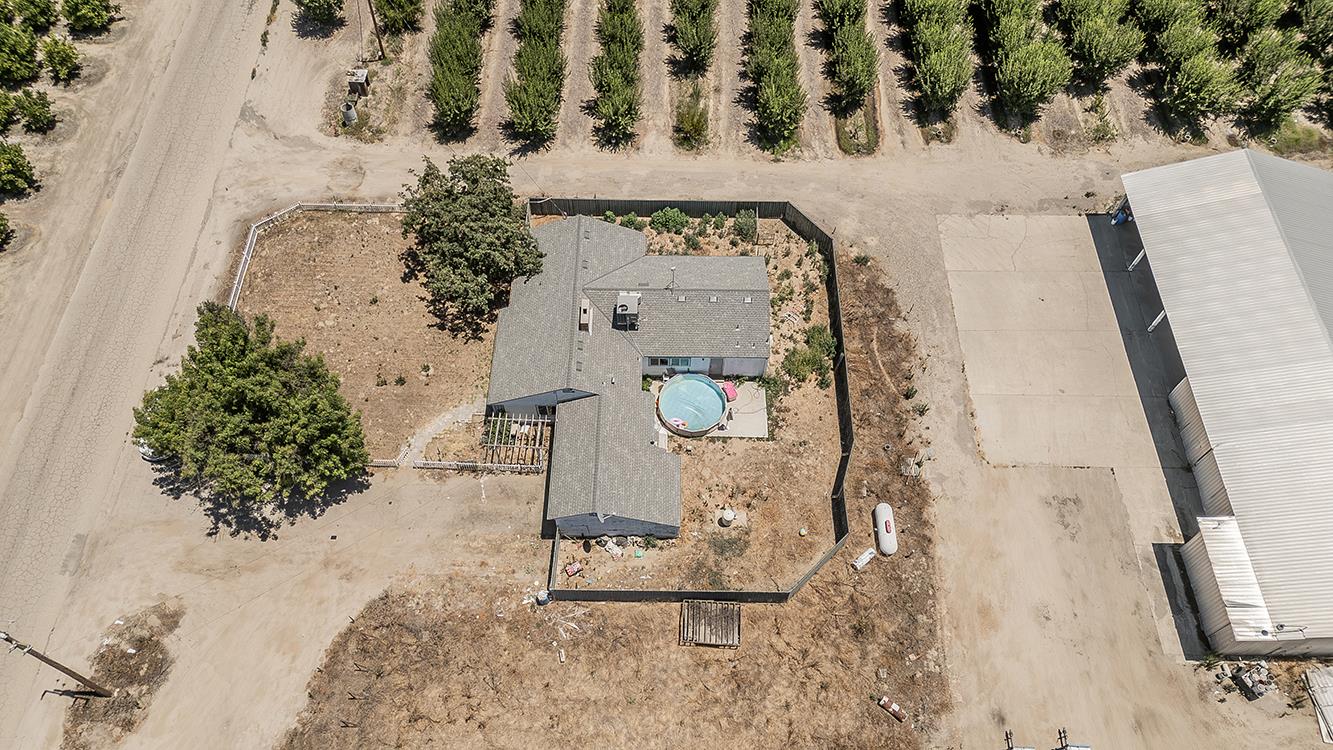 17209 East Floral Avenue Reedley, CA 93654 - Photo 44 of 48