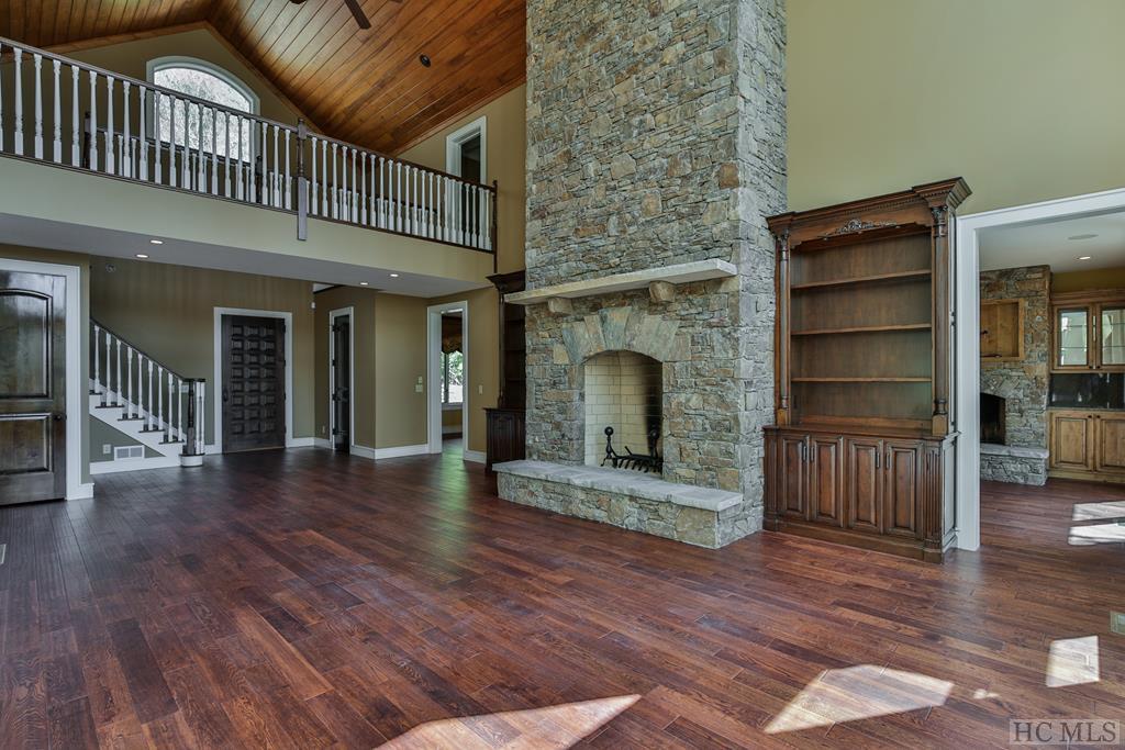 983 Spring Forest Road Sapphire, NC 28774 - Photo 10 of 40 Gallery Image 10