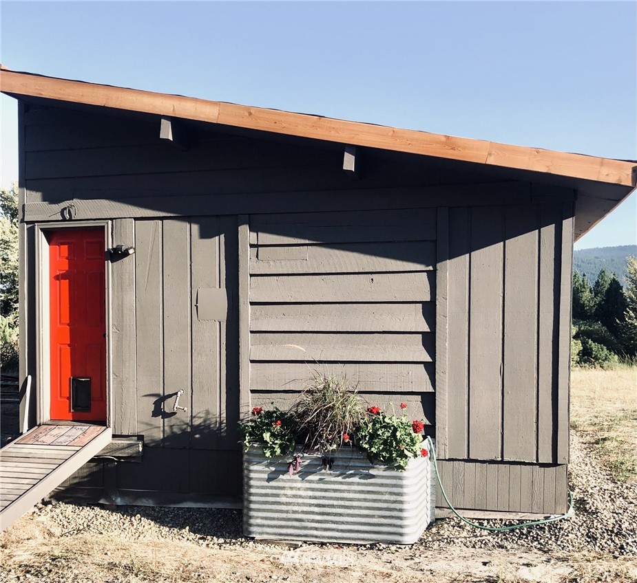 5050 Airport Road Cle Elum, WA 98922 - Photo 6 of 7 Gallery Image 6