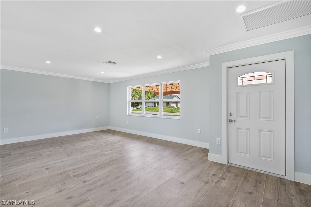 2895 46th Street Southwest Naples, FL 34116 - Photo 12 of 28 Gallery Image 12
