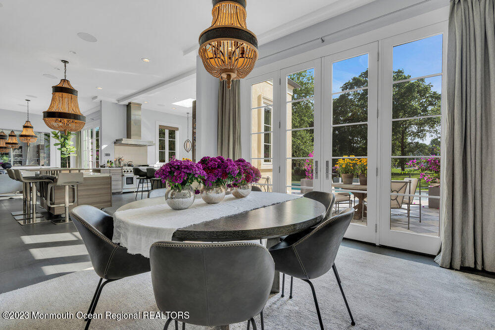18 Riverside Drive Rumson, NJ 07760 - Photo 10 of 21 Dining Area dsc06079