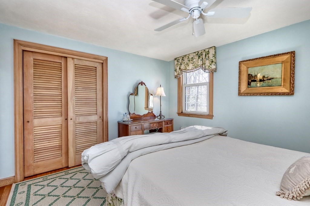 127 Forbes Road Westwood, MA 02090 - Photo 16 of 32