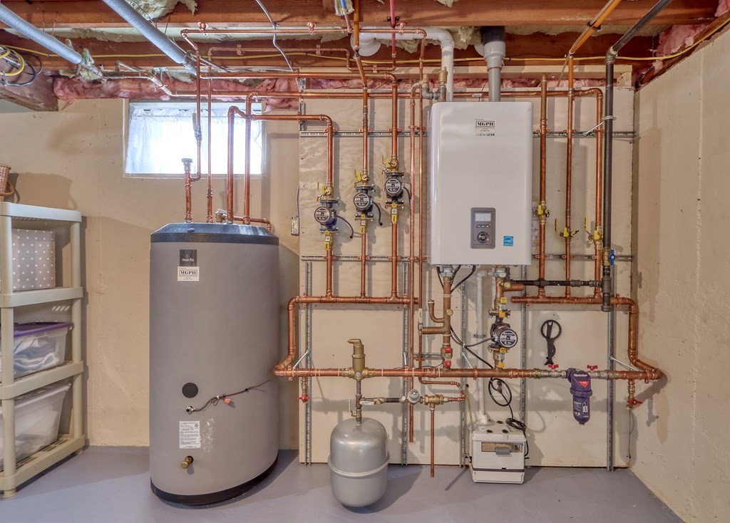 127 Forbes Road Westwood, MA 02090 - Photo 23 of 32