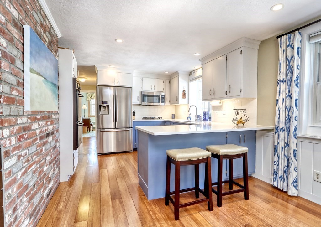 127 Forbes Road Westwood, MA 02090 - Photo 9 of 32