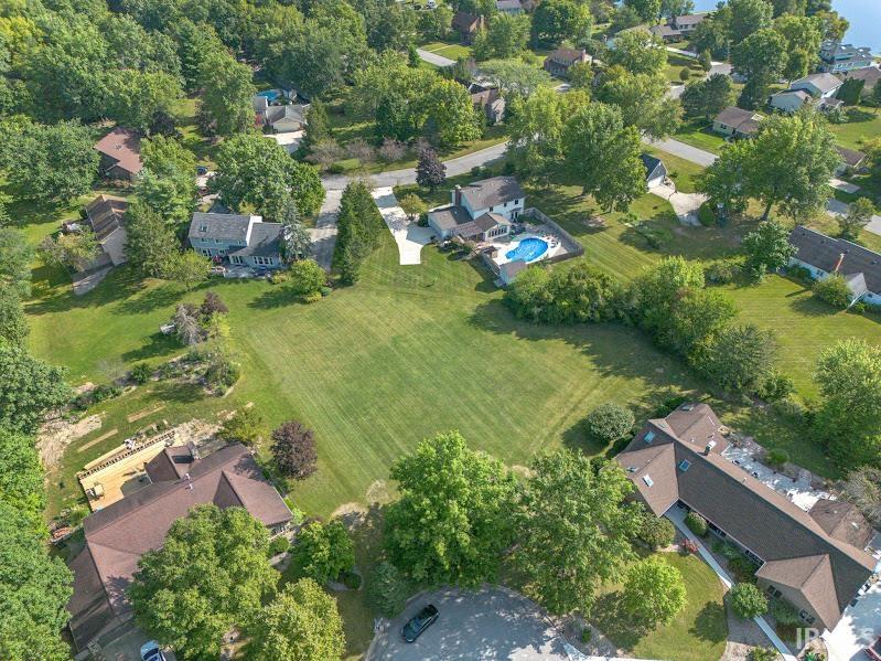 12106 Amber Ridge Drive Fort Wayne, IN 46814 - Photo 2 of 11 Gallery Image 2