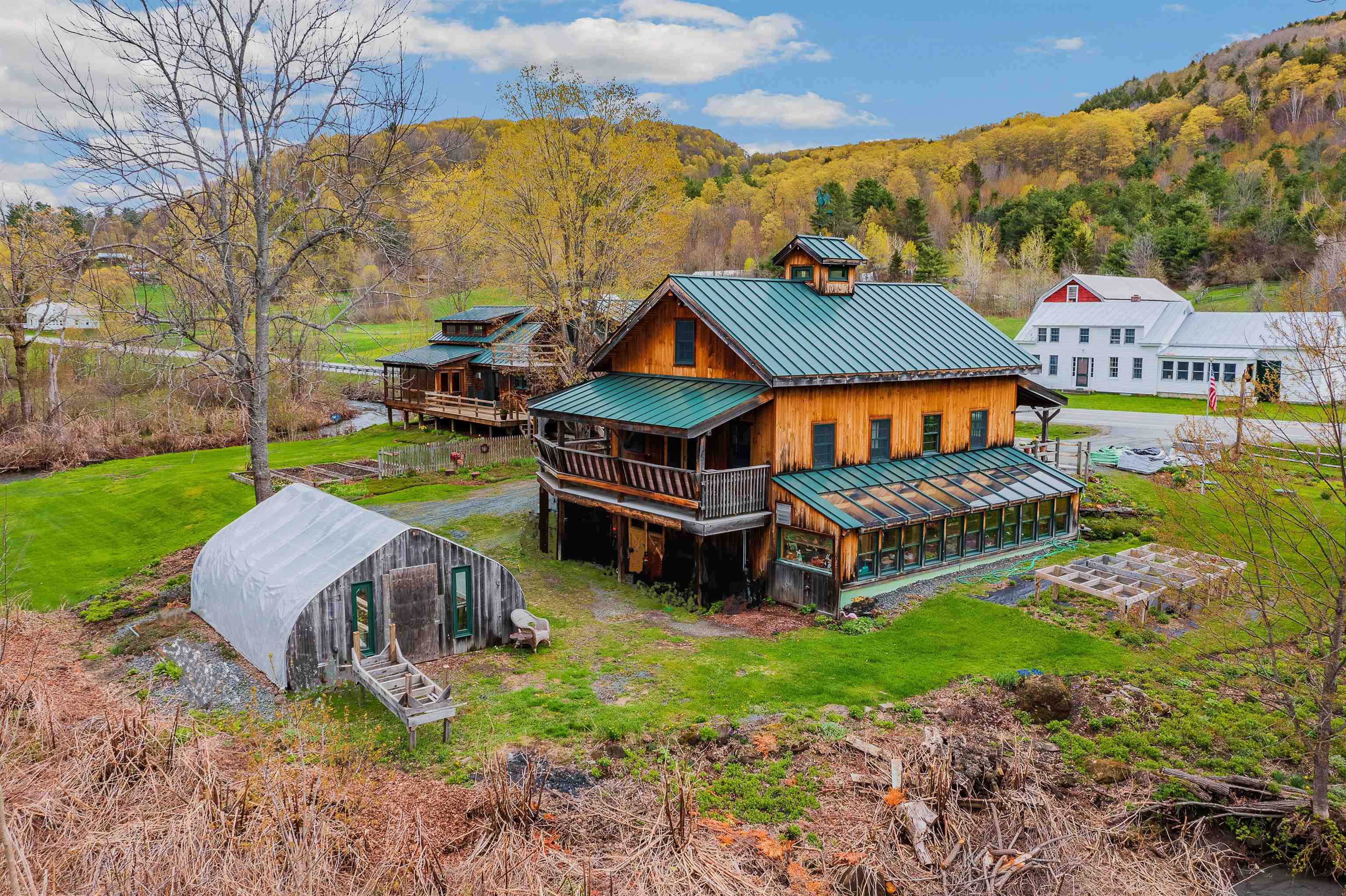 49 Highway 12 Pomfret, VT 05091 - Photo 22 of 36