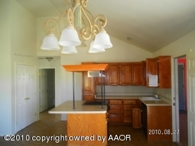 12100 Rim Ranch Drive Amarillo, TX 79124 - Photo 2 of 6 Kitchen-Living Room