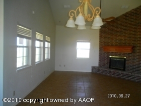 12100 Rim Ranch Drive Amarillo, TX 79124 - Photo 3 of 6 Kitchen