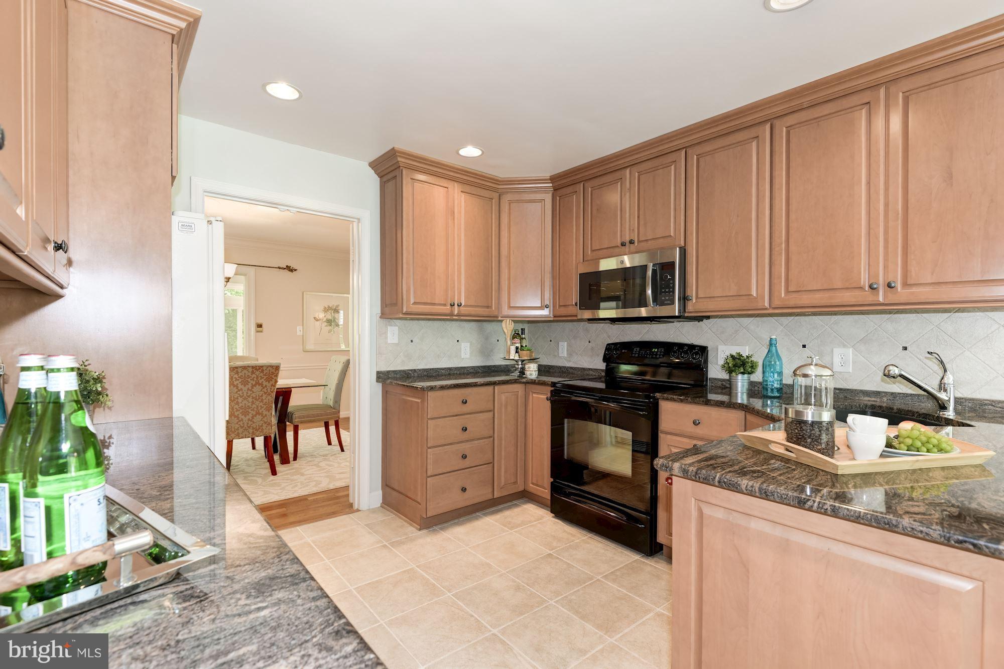 6200 Long Meadow Road McLean, VA 22101 - Photo 5 of 29 Fully Updated Kitchen with Granite Counter Tops