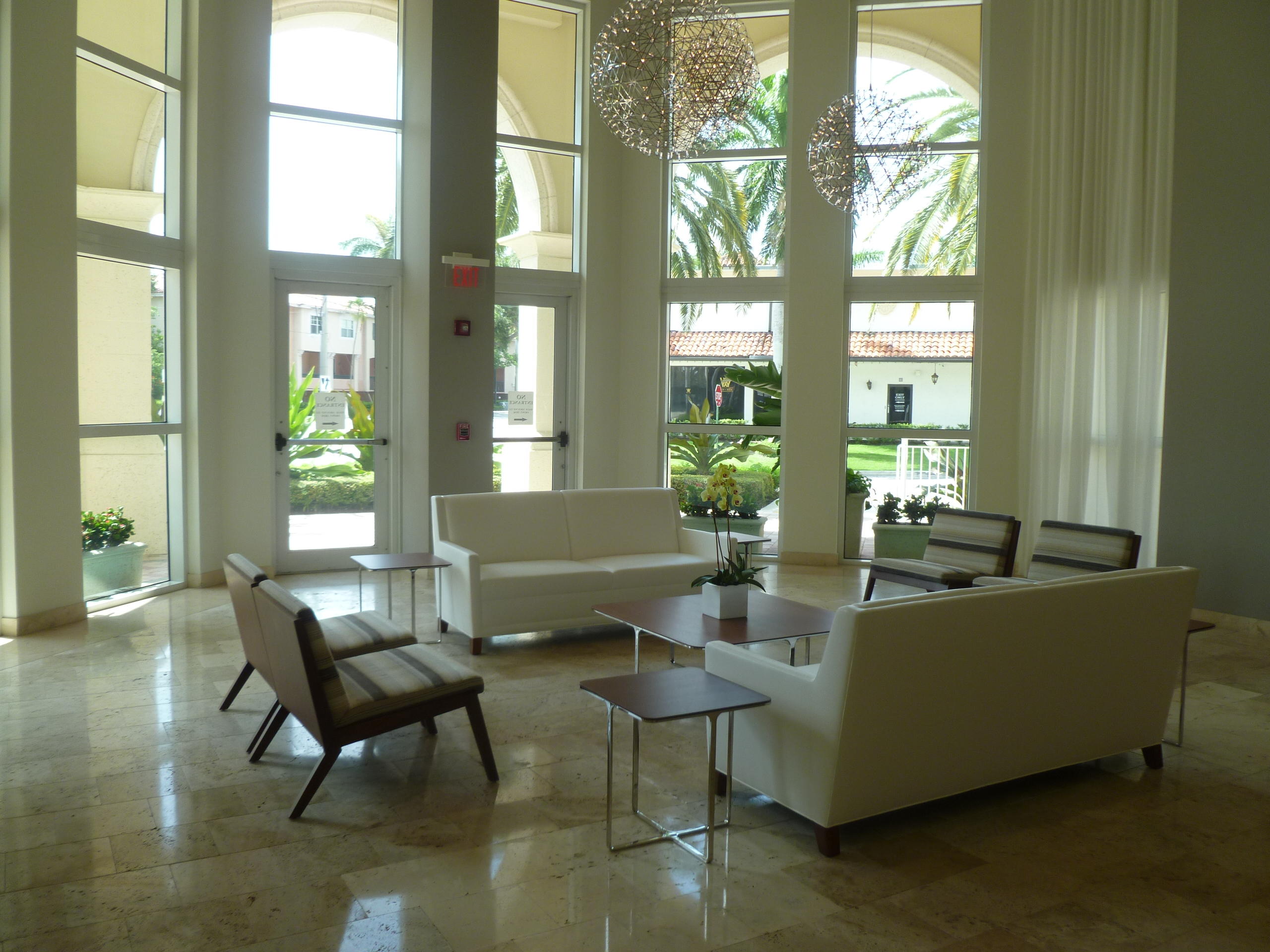 99 Southeast Mizner Boulevard, Unit 712 Boca Raton, FL 33432 - Photo 19 of 35 Lobby