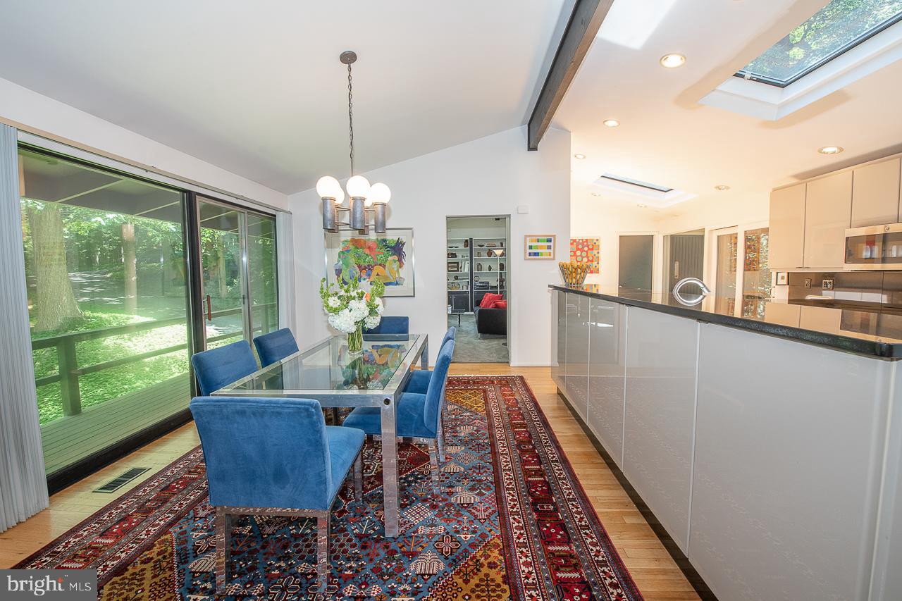 318 Sprague Road Narberth, PA 19072 - Photo 12 of 42 Dining Room