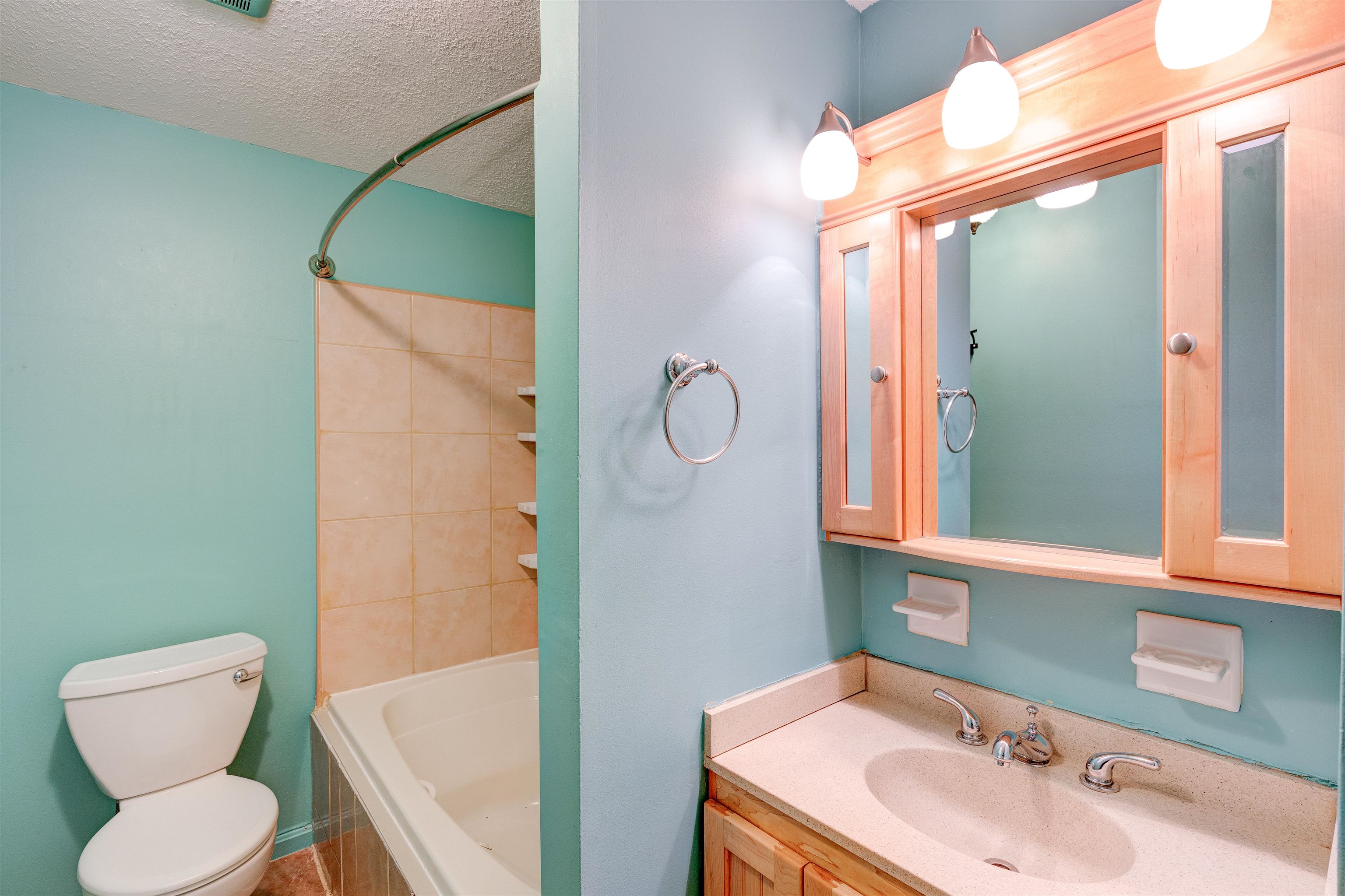 28 Cannongate III Road, Unit 3 Nashua, NH 03063 - Photo 11 of 24 Gallery Image 11