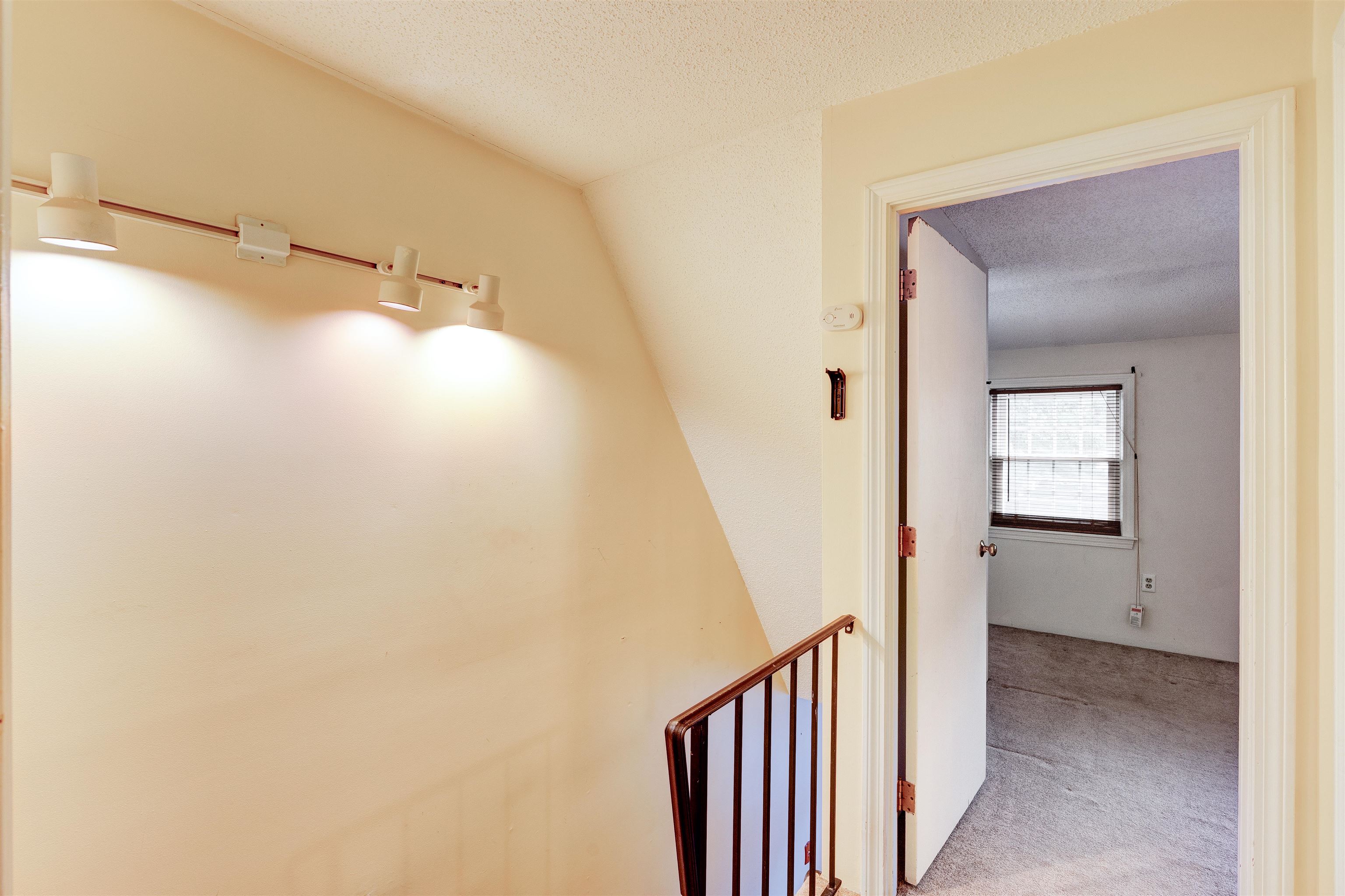 28 Cannongate III Road, Unit 3 Nashua, NH 03063 - Photo 5 of 24 Gallery Image 5