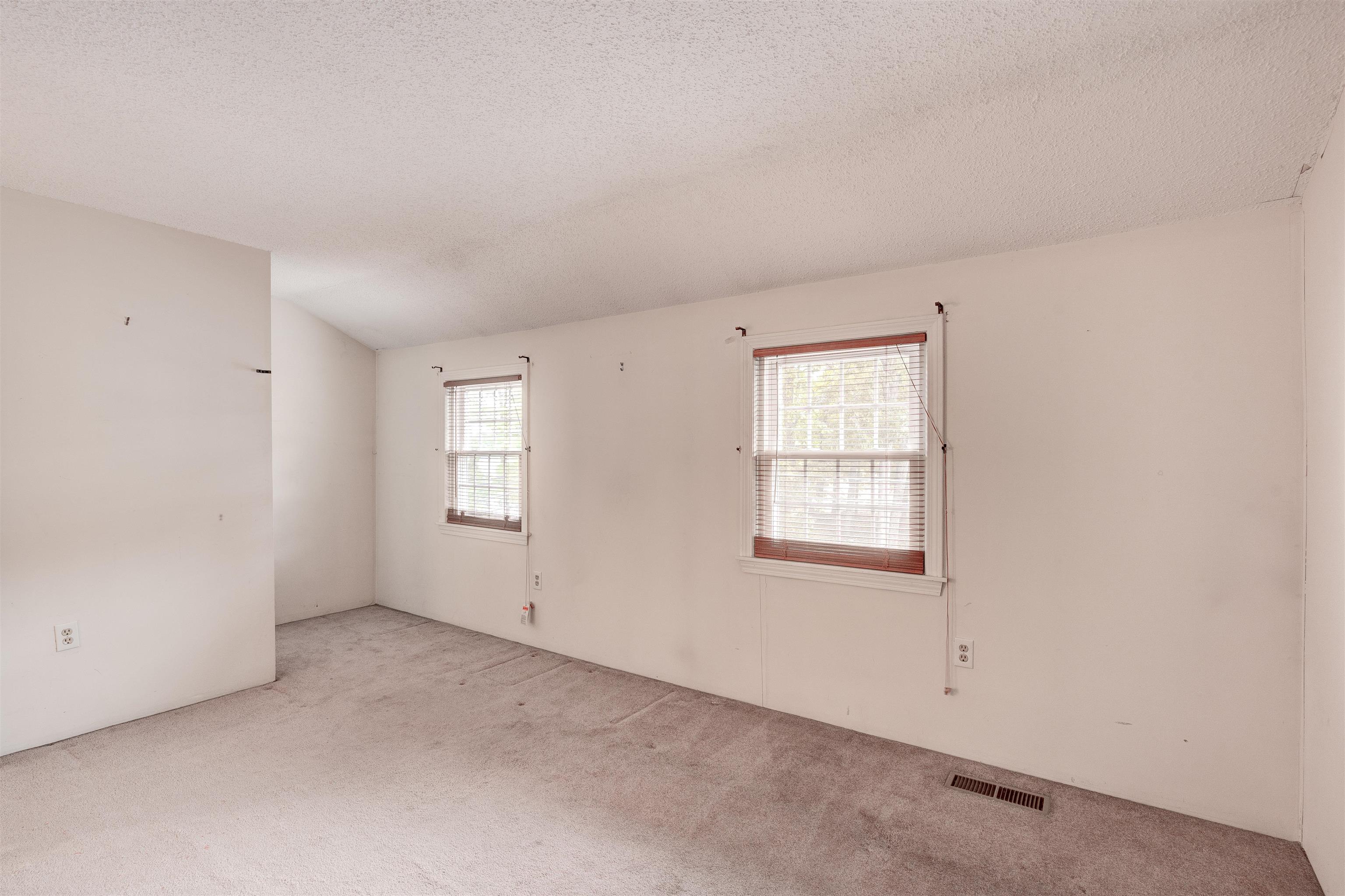 28 Cannongate III Road, Unit 3 Nashua, NH 03063 - Photo 7 of 24 Gallery Image 7
