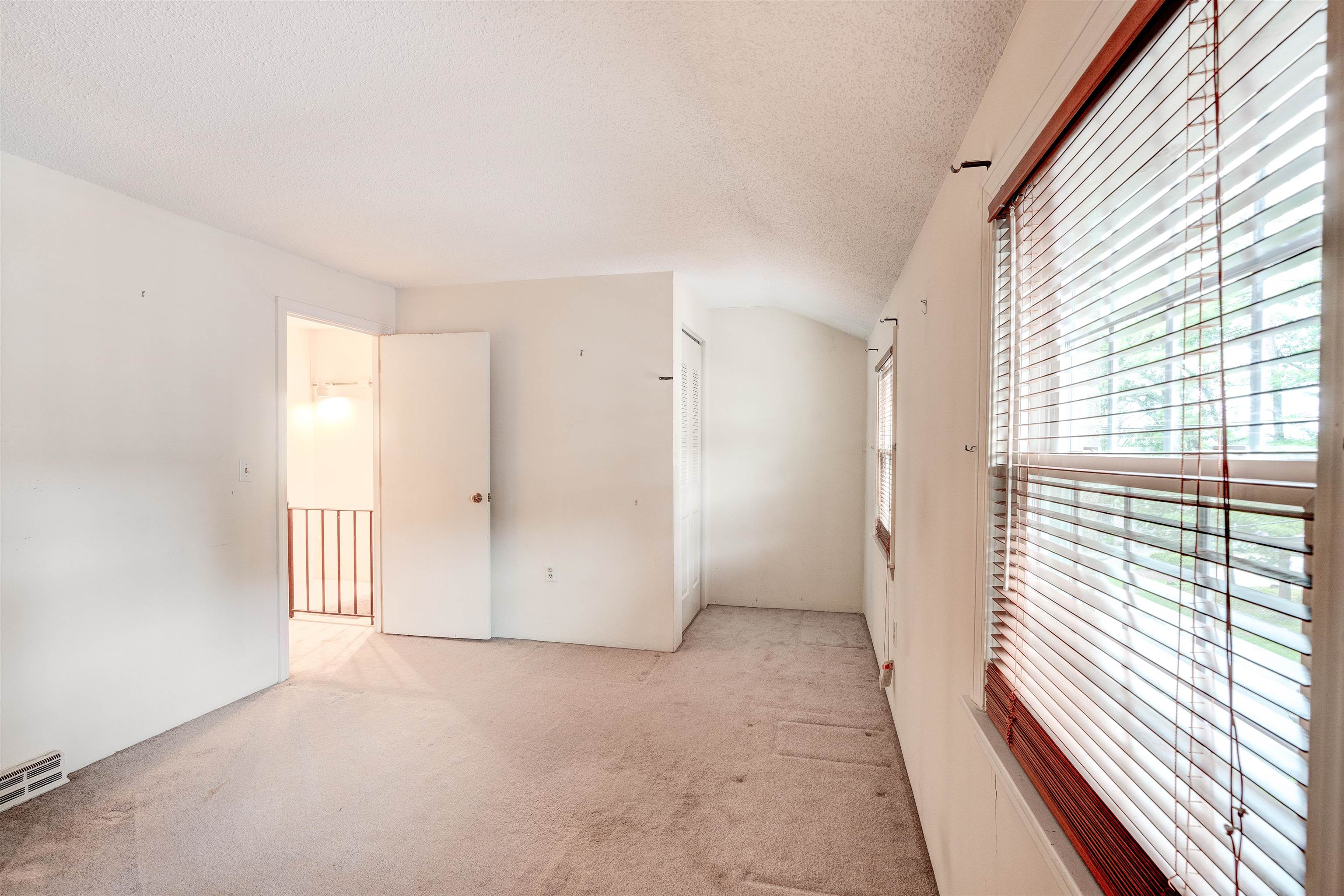28 Cannongate III Road, Unit 3 Nashua, NH 03063 - Photo 10 of 24 Gallery Image 10
