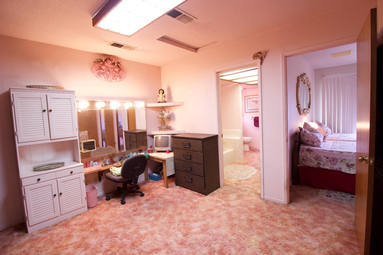 51110 Hogback Road Badger, CA 93603 - Photo 17 of 22 Gallery Image 17