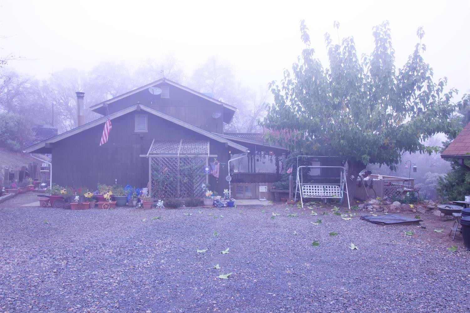 51110 Hogback Road Badger, CA 93603 - Photo 3 of 22 Gallery Image 3