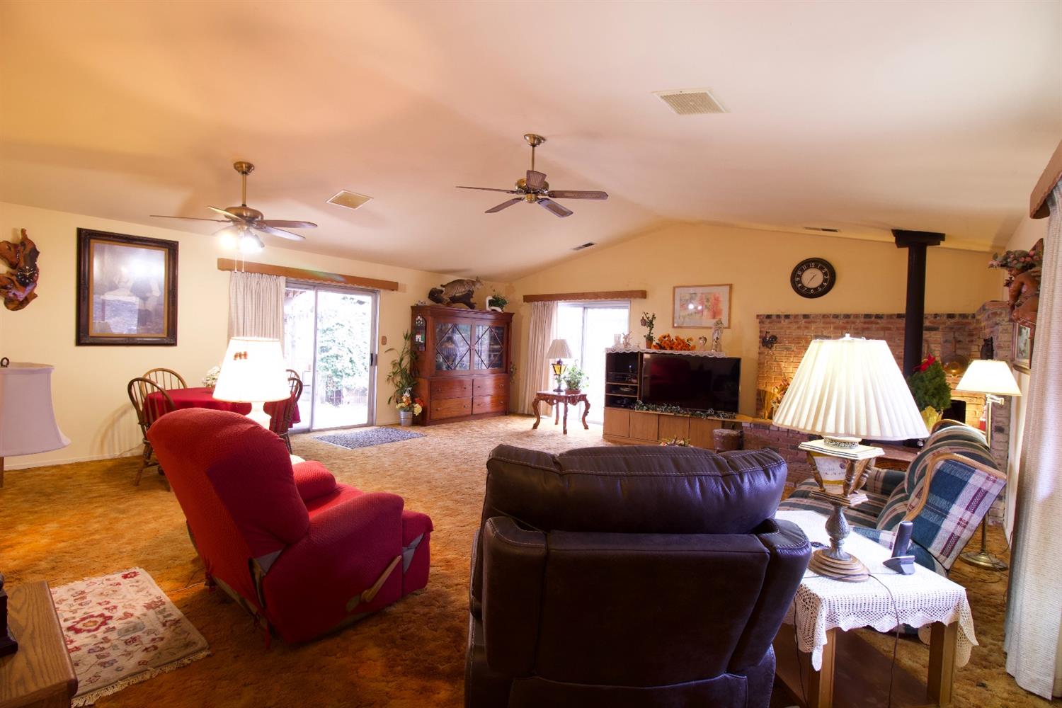 51110 Hogback Road Badger, CA 93603 - Photo 4 of 22 Gallery Image 4