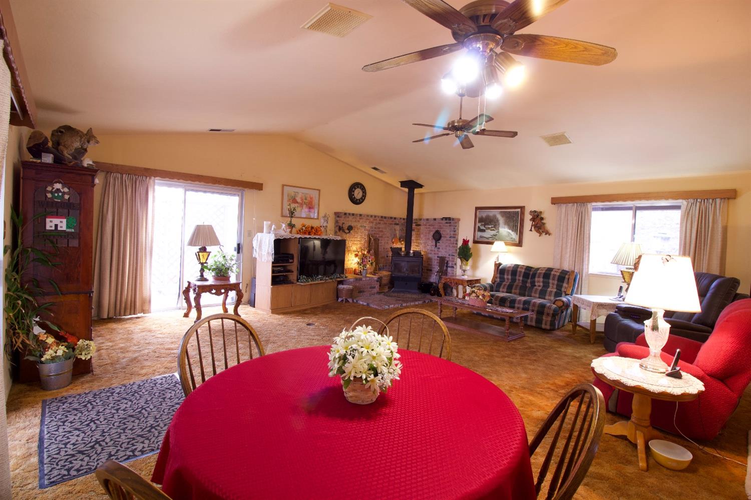 51110 Hogback Road Badger, CA 93603 - Photo 6 of 22 Gallery Image 6