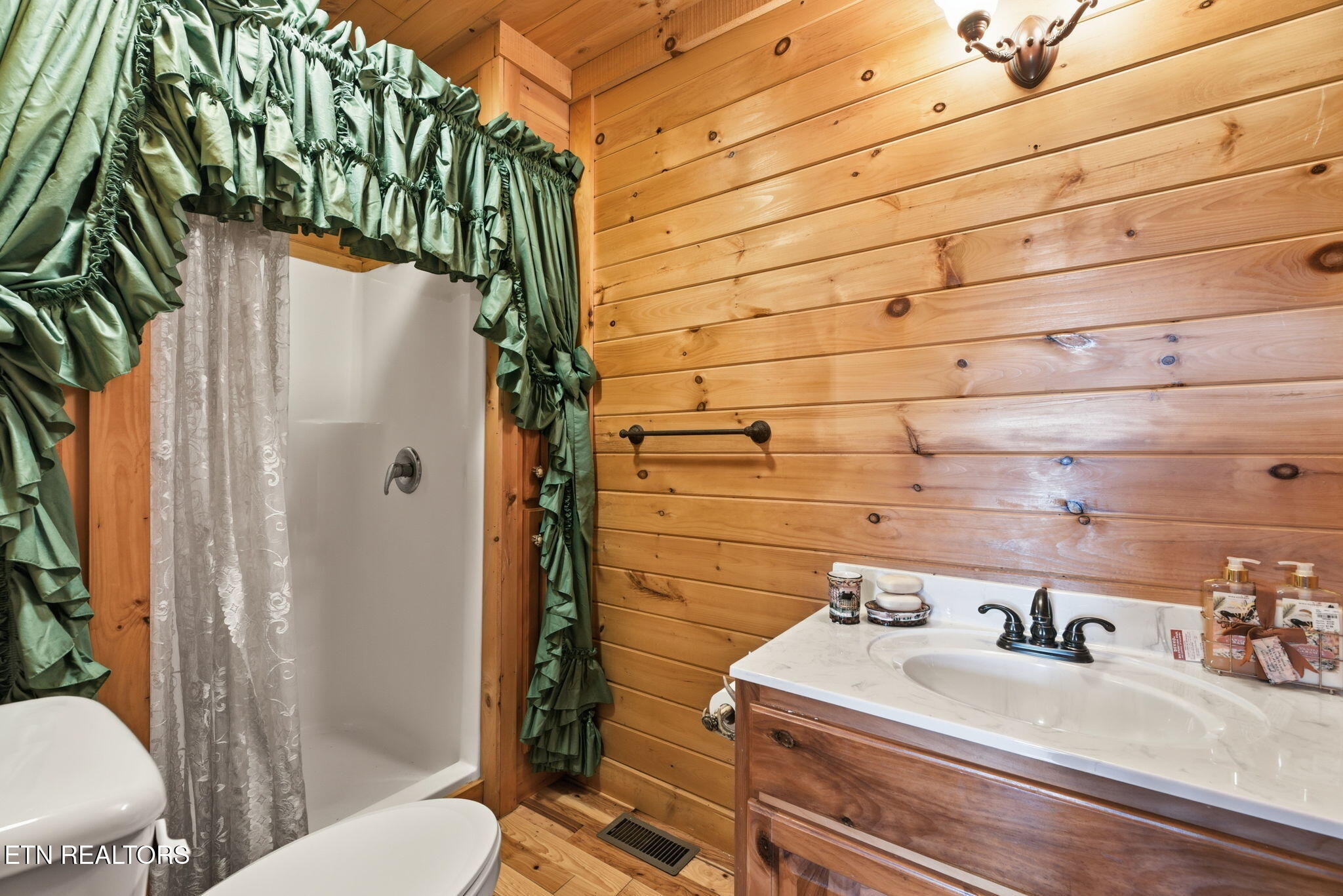423 Brakebill School Road Madisonville, TN 37354 - Photo 25 of 46 29-web-or-mls-DSC_7195