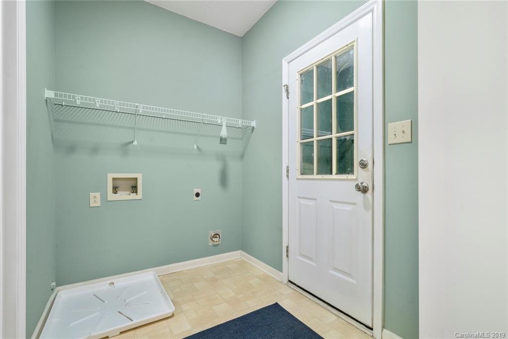 7318 Reedy Creek Road Charlotte, NC 28215 - Photo 14 of 31