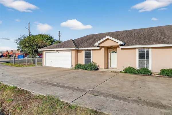 $210,000 | 6834 Sandra Lane, Unit 101, Corpus Christi, TX 78414