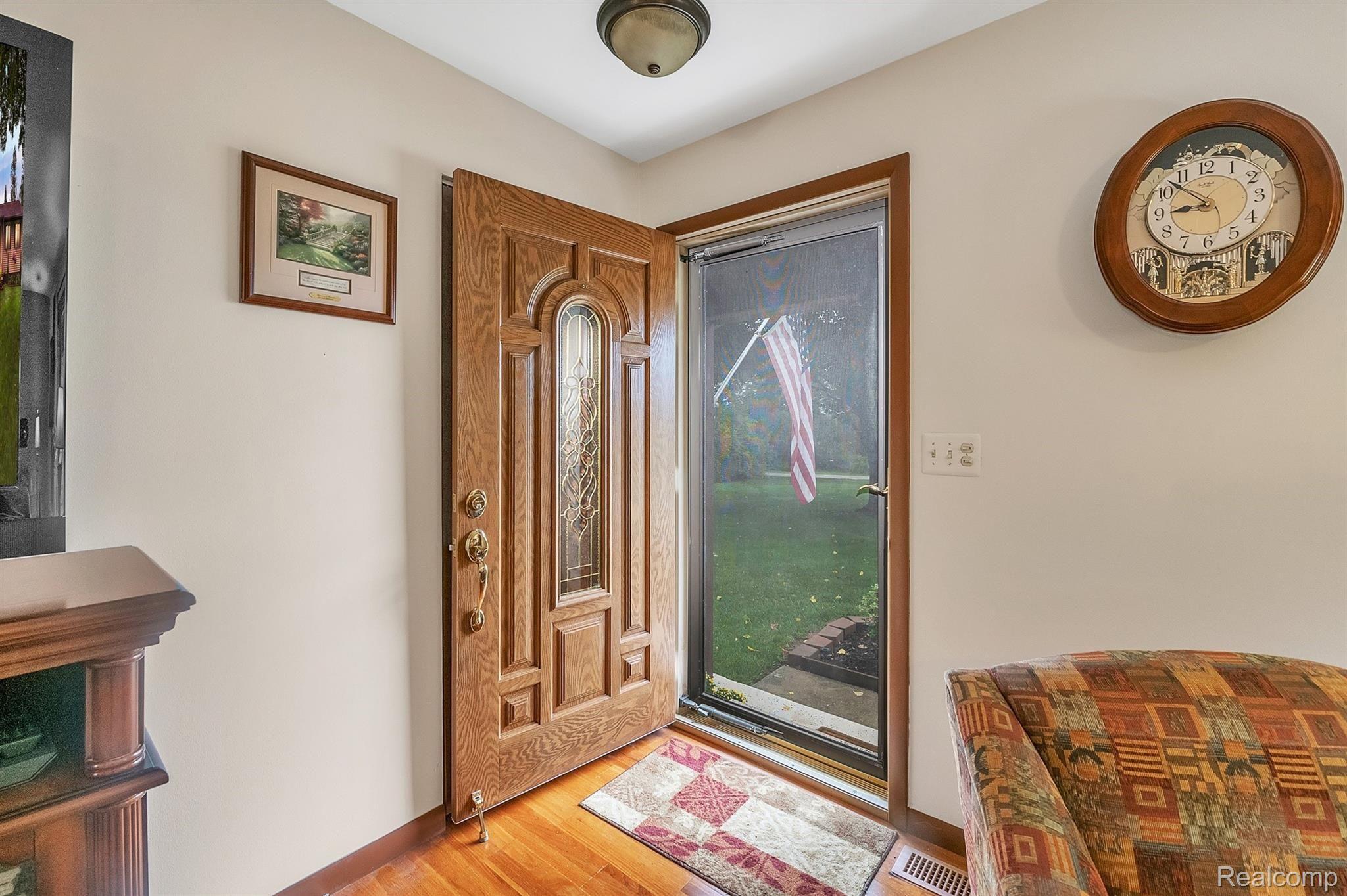 3876 Innisfree Road Howell, MI 48855 - Photo 3 of 31 Welcome Home!