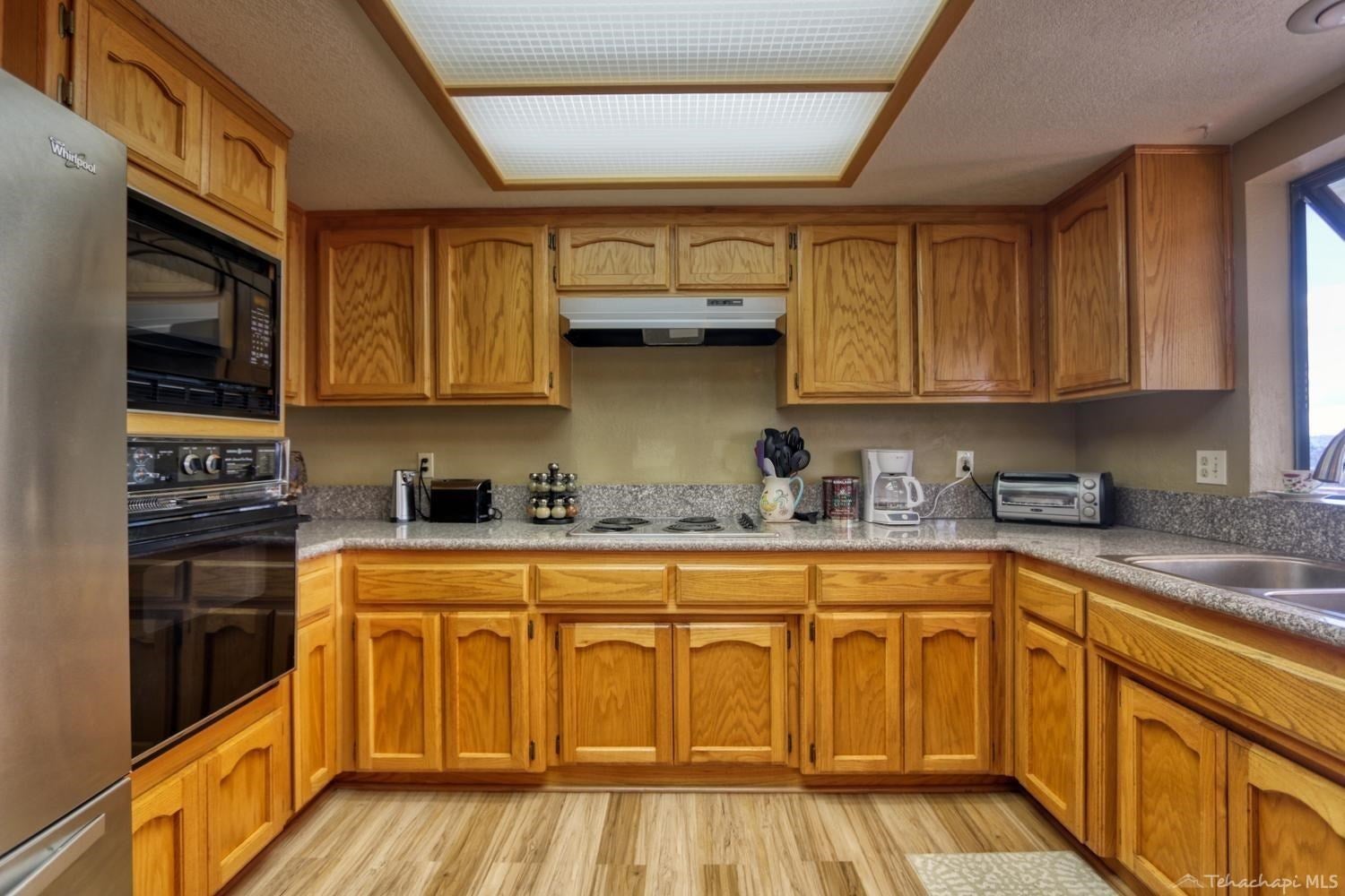 21220 Quail Springs Road Tehachapi, CA 93561 - Photo 8 of 29 Gallery Image 8
