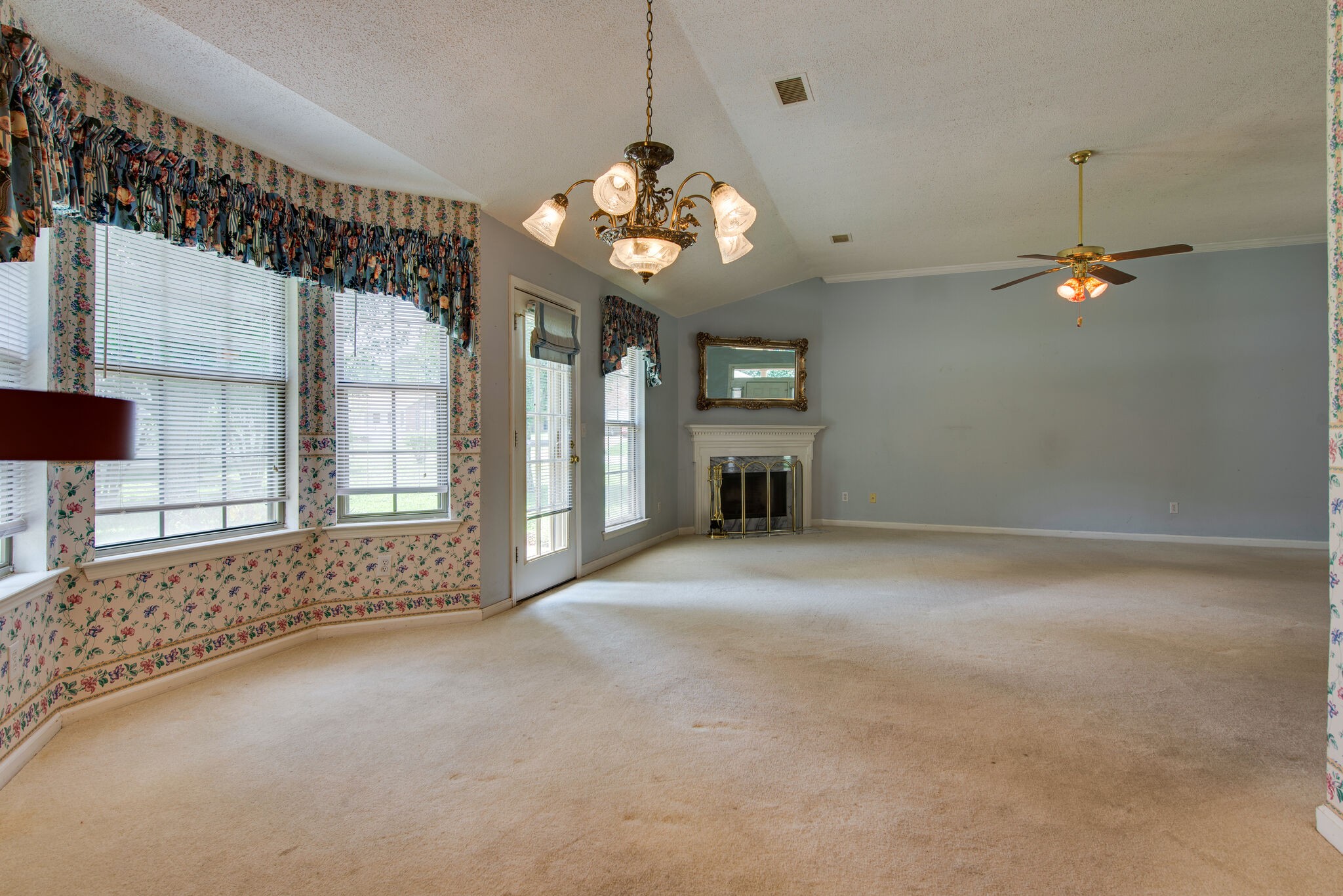 2123 Spring Hill Circle Spring Hill, TN 37174 - Photo 10 of 32 a view of an empty room with a window