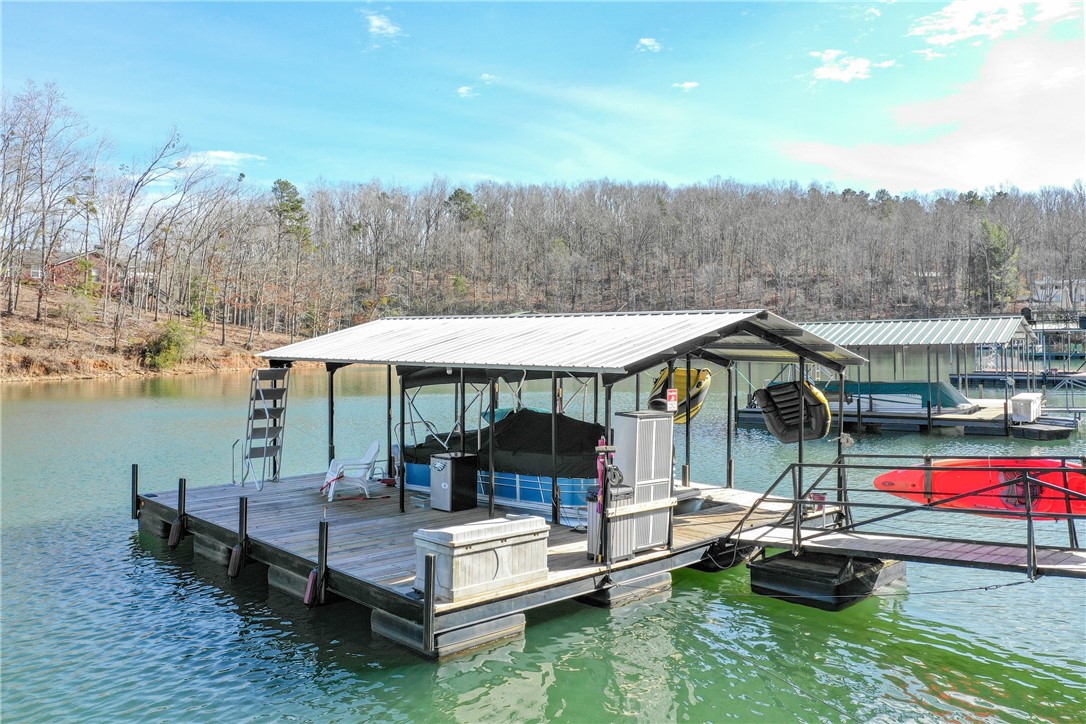 562 Reed Creek Point Hartwell, GA 30643 - Photo 6 of 32