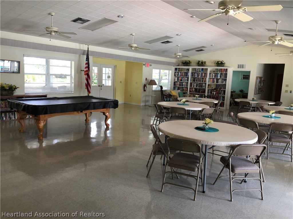 2510 Davis Circle Sebring, FL 33870 - Photo 17 of 23 a view of a dining room with furniture