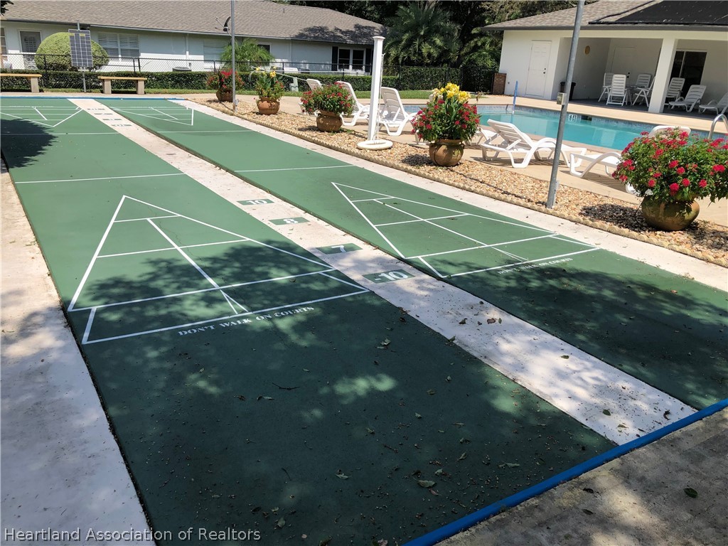 2510 Davis Circle Sebring, FL 33870 - Photo 23 of 23 a view of a backyard