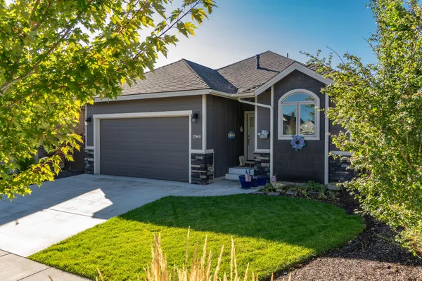 $568,900 | 2949 Northeast Flagstone Avenue, Bend, OR 97701