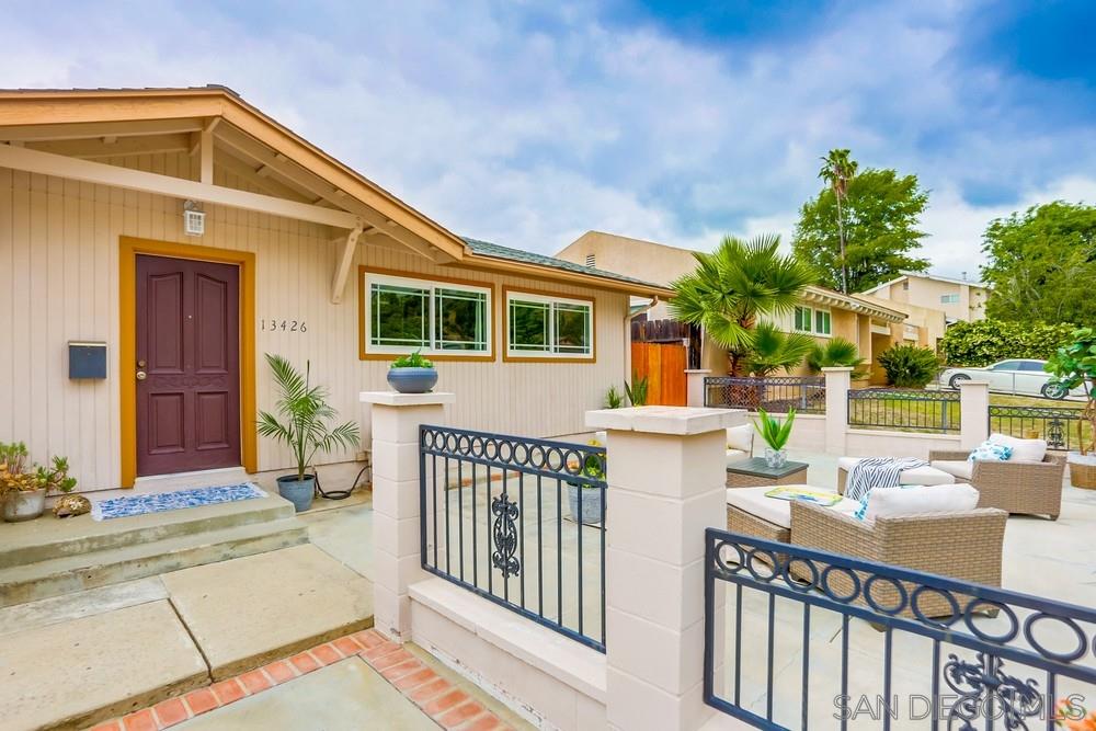 13426 Carriage Road Poway, CA 92064 - Photo 3 of 20