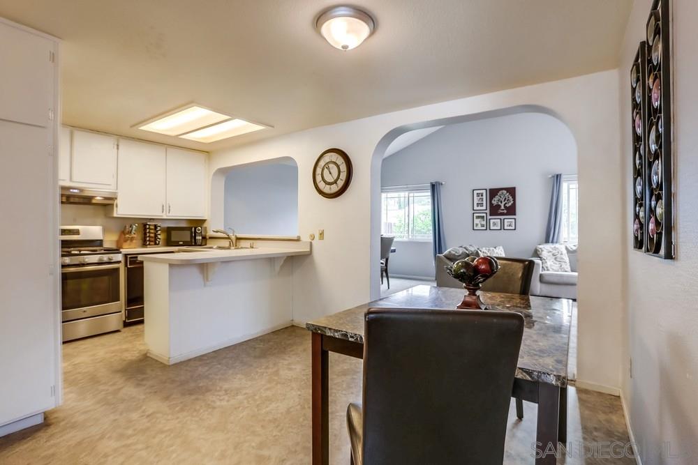 13426 Carriage Road Poway, CA 92064 - Photo 9 of 20