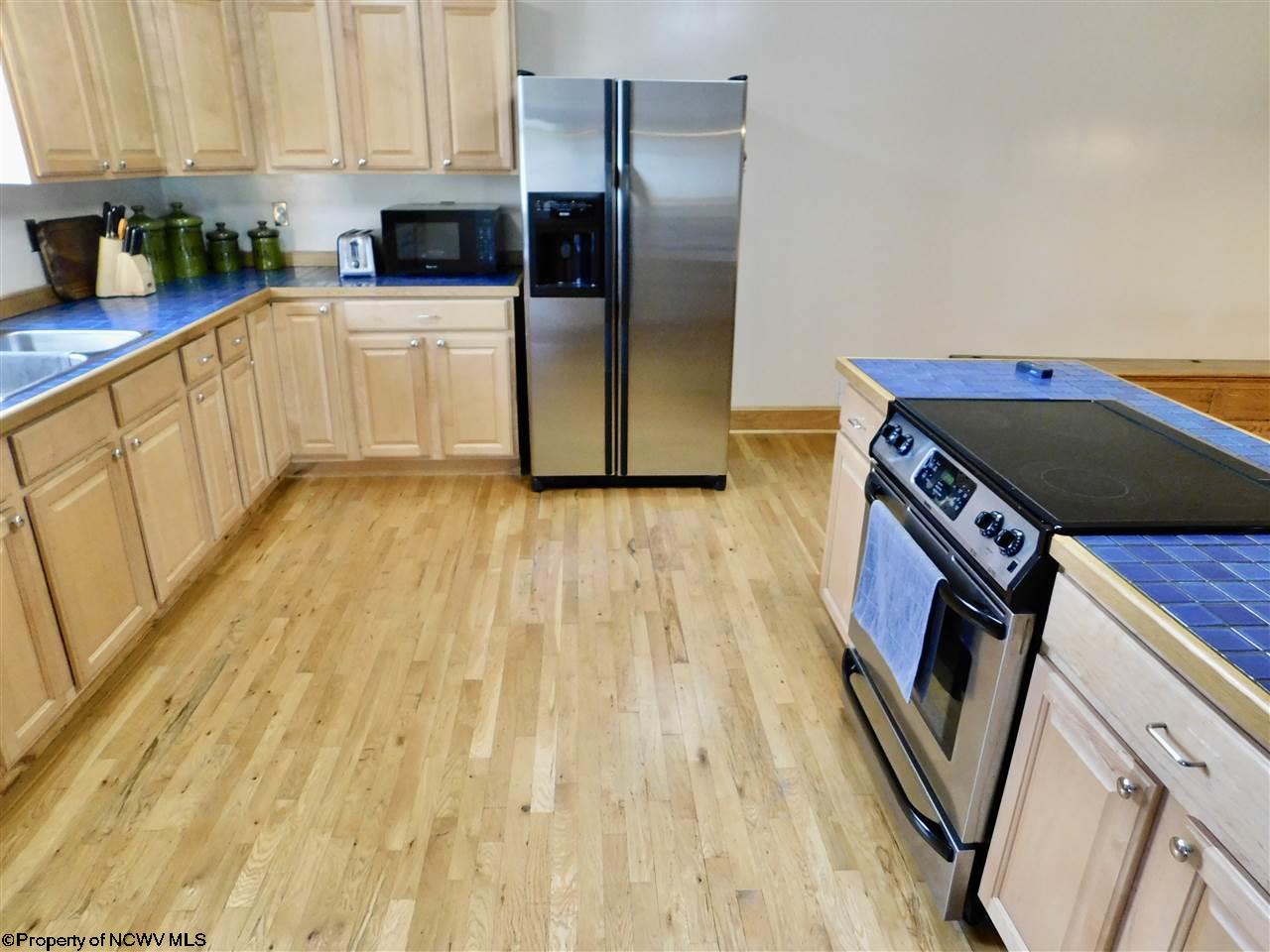 119 Hidden Valley Road Morgantown, WV 26501 - Photo 9 of 30 Gallery Image 9
