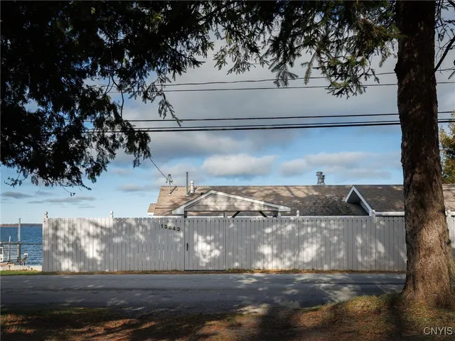 $750,000 | 13843 County Rte 123, Henderson, NY 13651