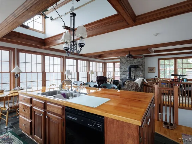 $750,000 | 13843 County Rte 123, Henderson, NY 13651