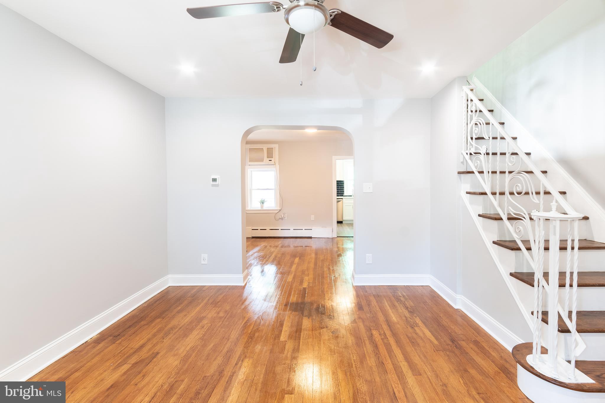 7247 Clinton Road Upper Darby, PA 19082 - Photo 5 of 30