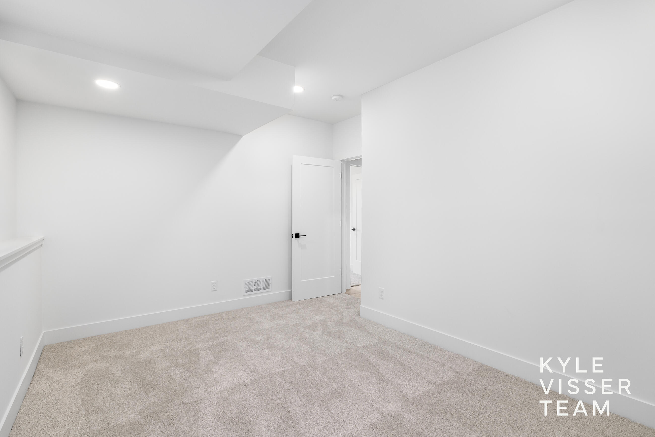 8151 28th Street Southeast Ada, MI 49301 - Photo 59 of 72 5th Bedroom