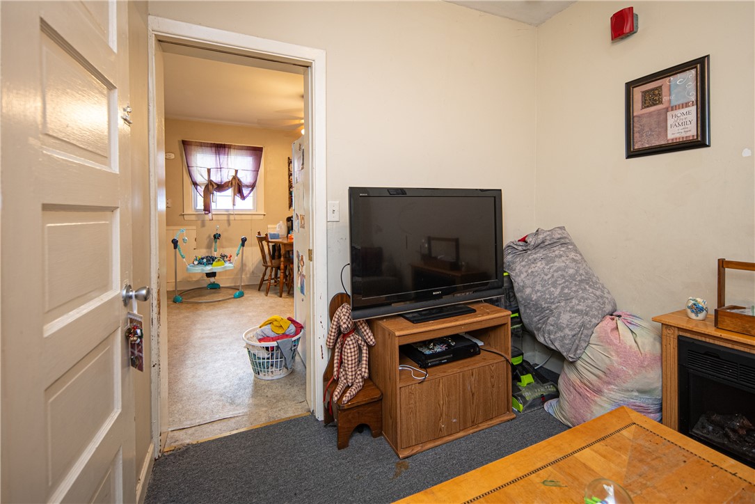 109 Jenckes Street Woonsocket, RI 02895 - Photo 19 of 28