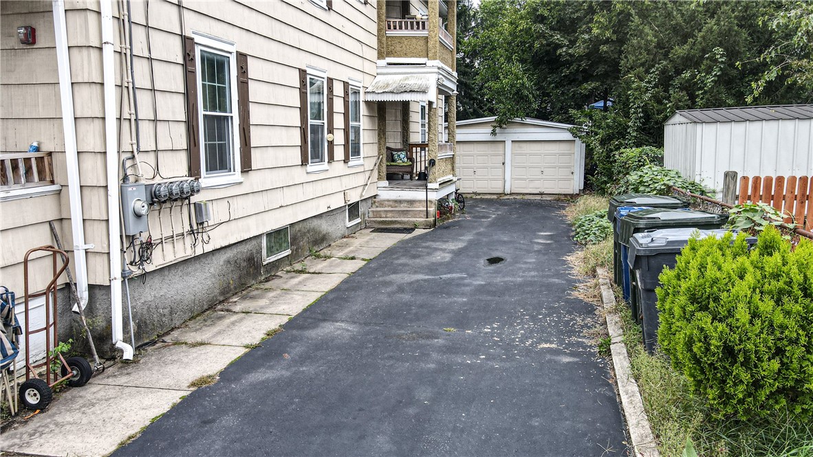 109 Jenckes Street Woonsocket, RI 02895 - Photo 4 of 28
