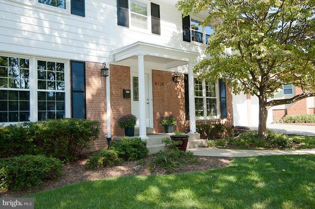 8124 Greeley Boulevard Springfield, VA 22152 - Photo 17 of 30 Exterior (Front)