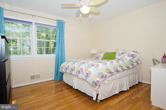 8124 Greeley Boulevard Springfield, VA 22152 - Photo 29 of 30 Bedroom